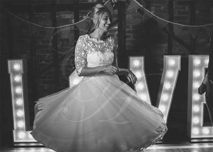 rose lace dancing - rose_lacCandy Anthony Rose Lace Wedding Dresse_dancing